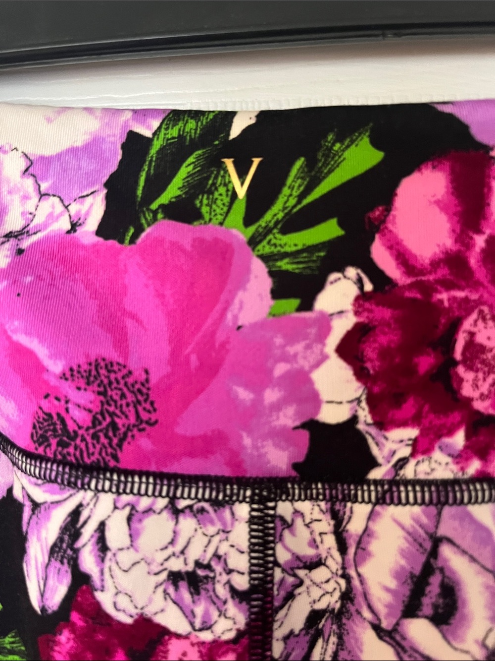 VS Floral Purple & Pink Active Leggings - Picture 4 of 4